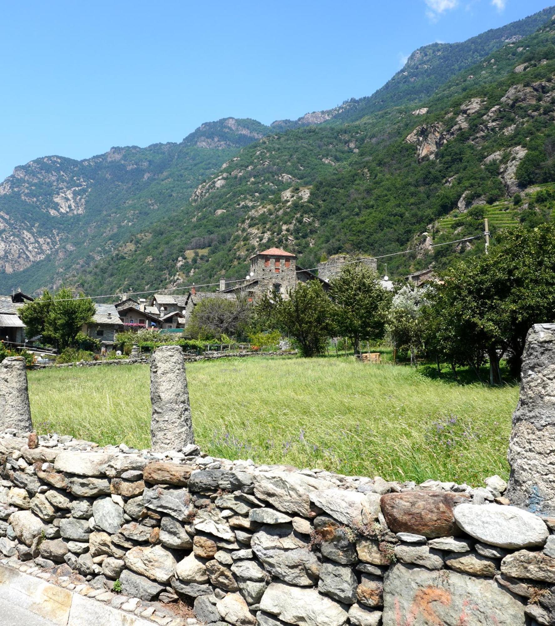La Torre Colombaia - Monumento Del 1400 Daire Arnad Dış mekan fotoğraf